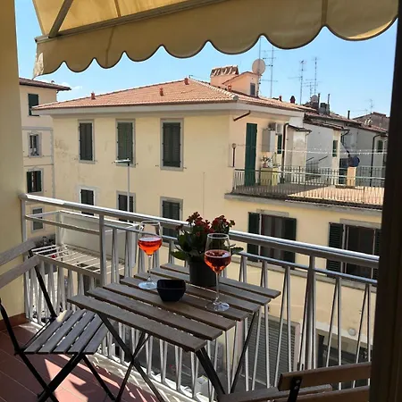 Appartamento Modern Workspace - Lift, Ac & Local Vibes